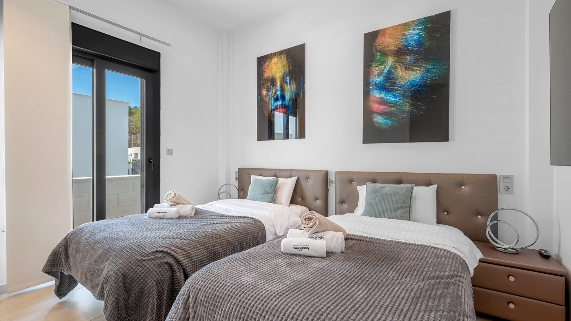 Reventa - Chalets -
Orihuela Costa - Villamartín