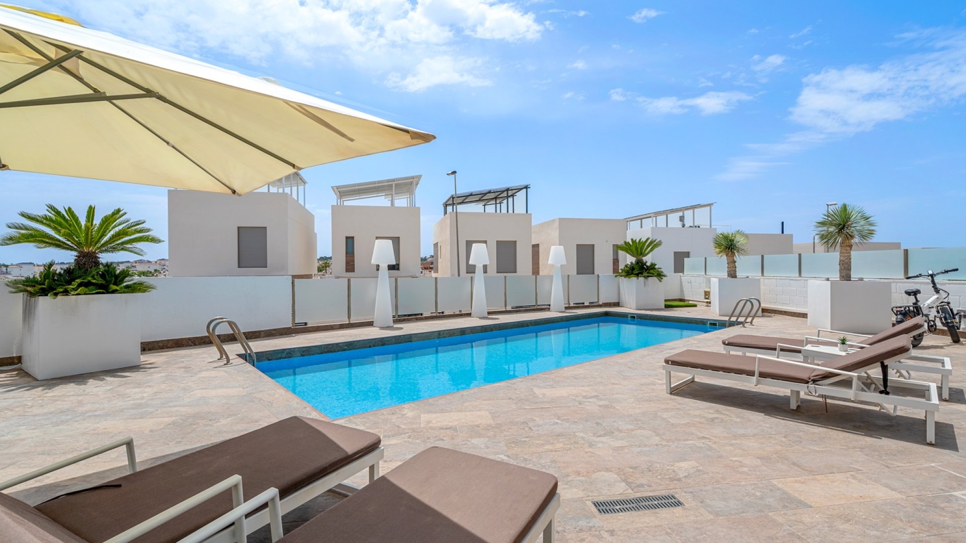 Reventa - Chalets -
Orihuela Costa - Villamartín