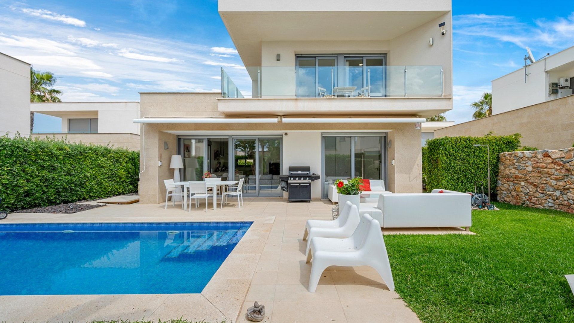 Reventa - Chalets -
Orihuela Costa - Vistabella