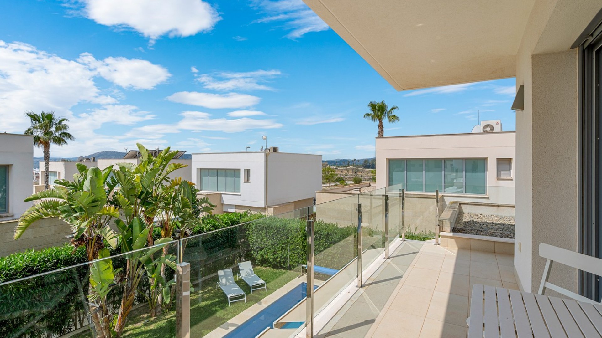 Reventa - Chalets -
Orihuela Costa - Vistabella