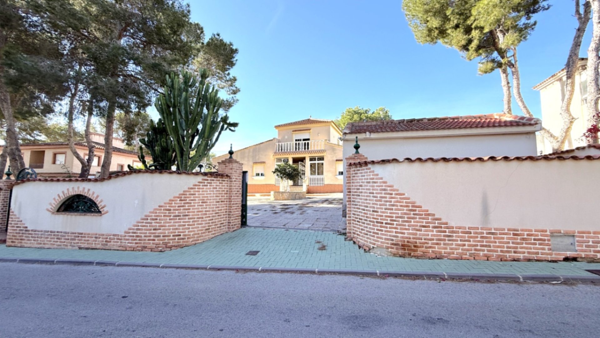 Reventa - Chalets -
Pilar de la Horadada - Costa Blanca Sur