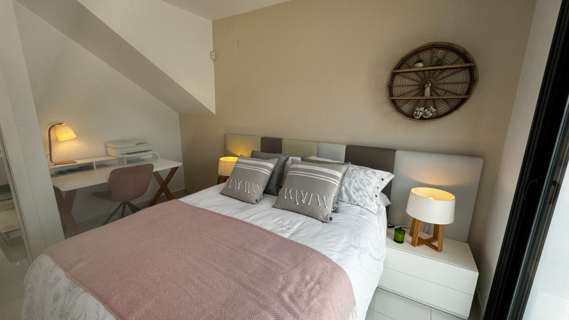 Reventa - Chalets -
Pilar de la Horadada