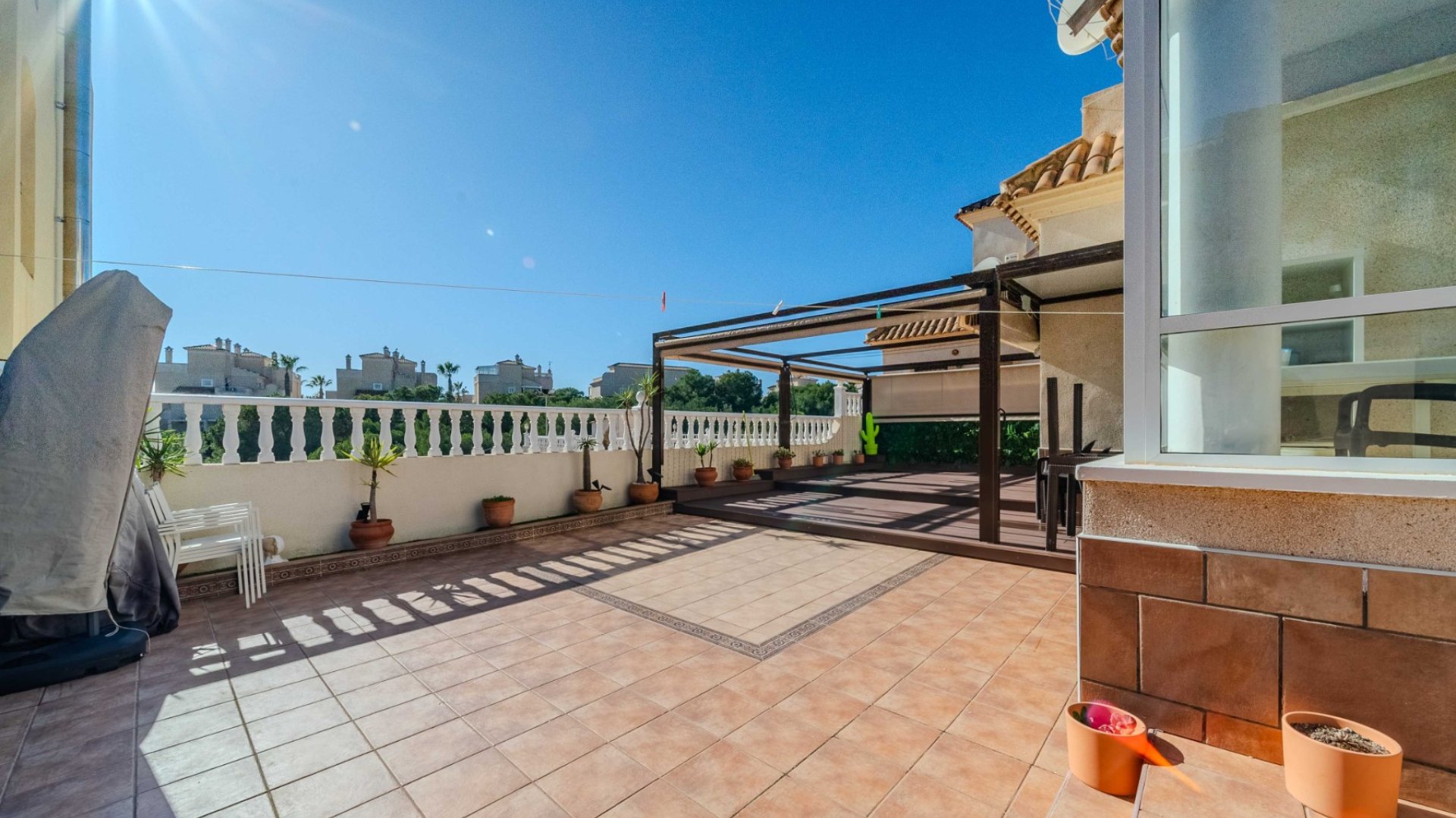 Reventa - Chalets -
Playa Flamenca - Orihuela Costa