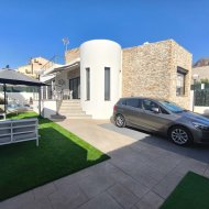 Reventa - Chalets -
Polop - Alberca