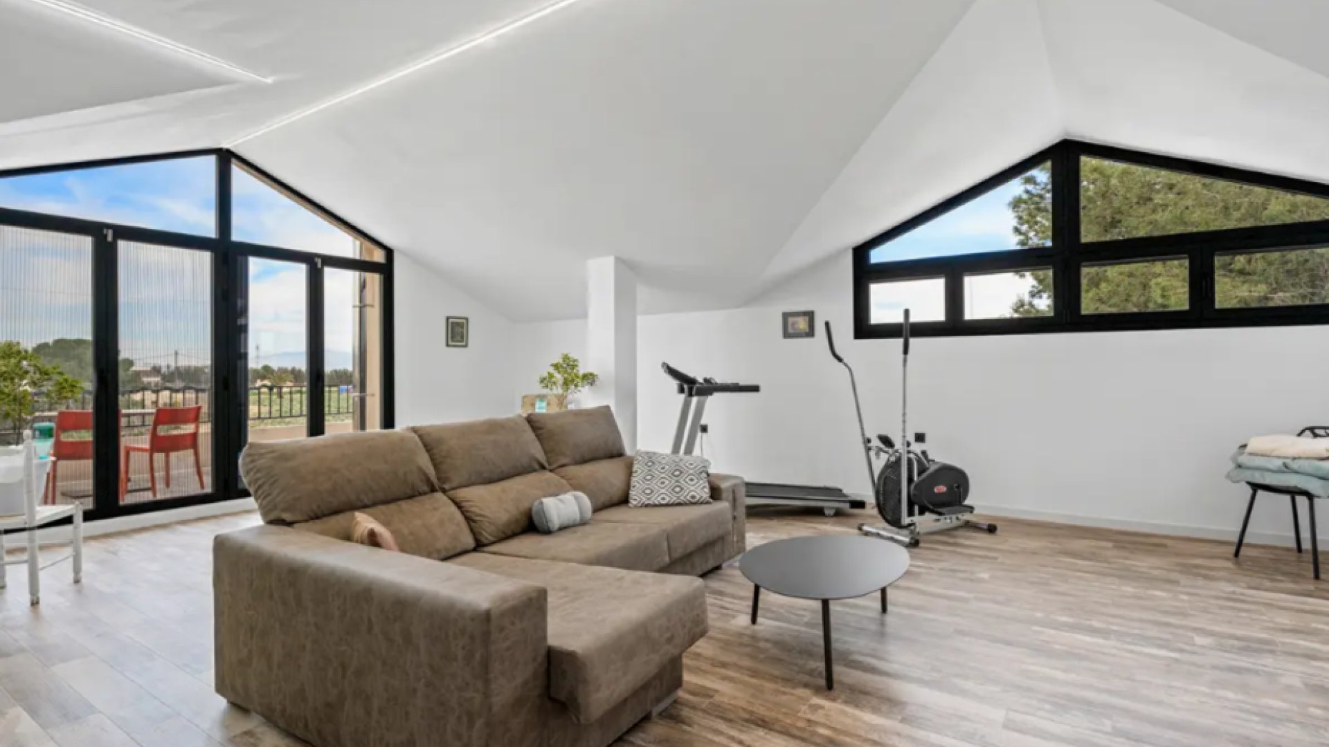 Reventa - Chalets -
Puerto Lumbreras - Esparragal de Puerto Lumbreras