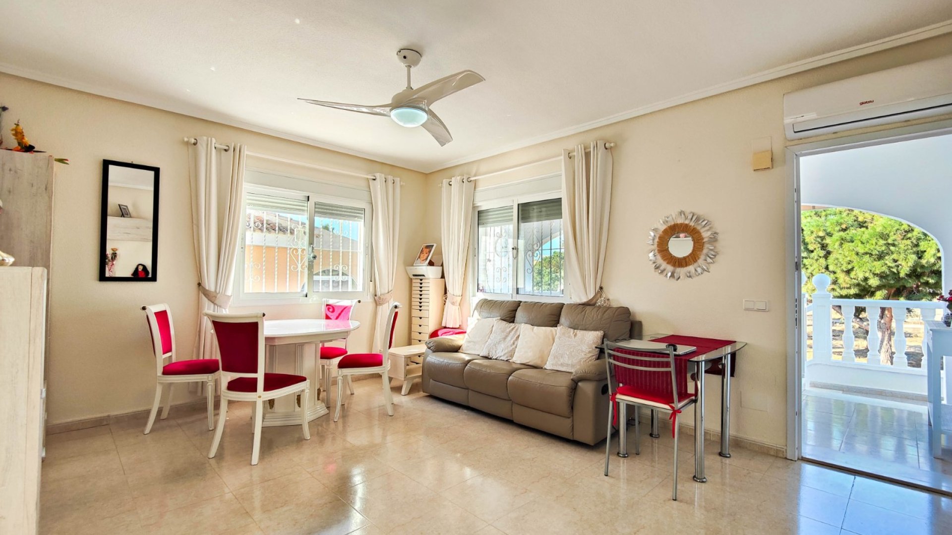 Reventa - Chalets -
Rojales - Ciudad Quesada