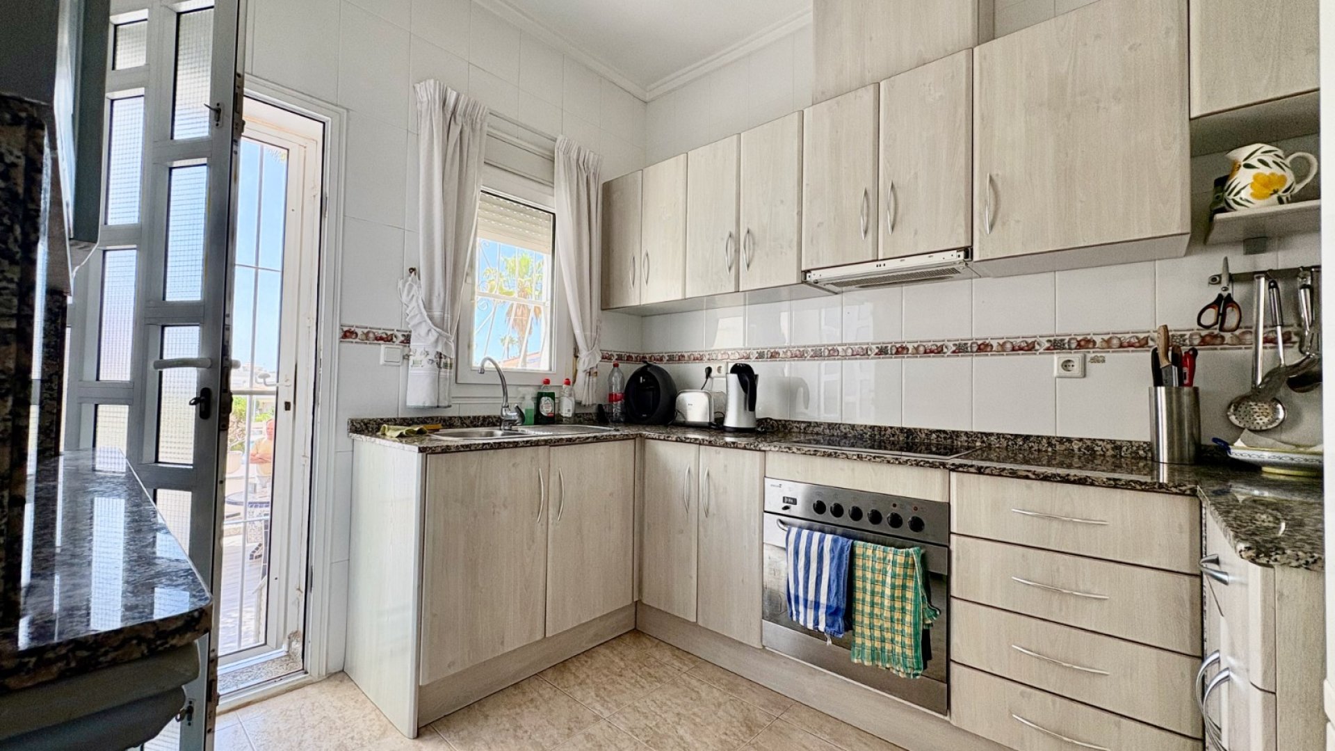 Reventa - Chalets -
Rojales - Ciudad Quesada