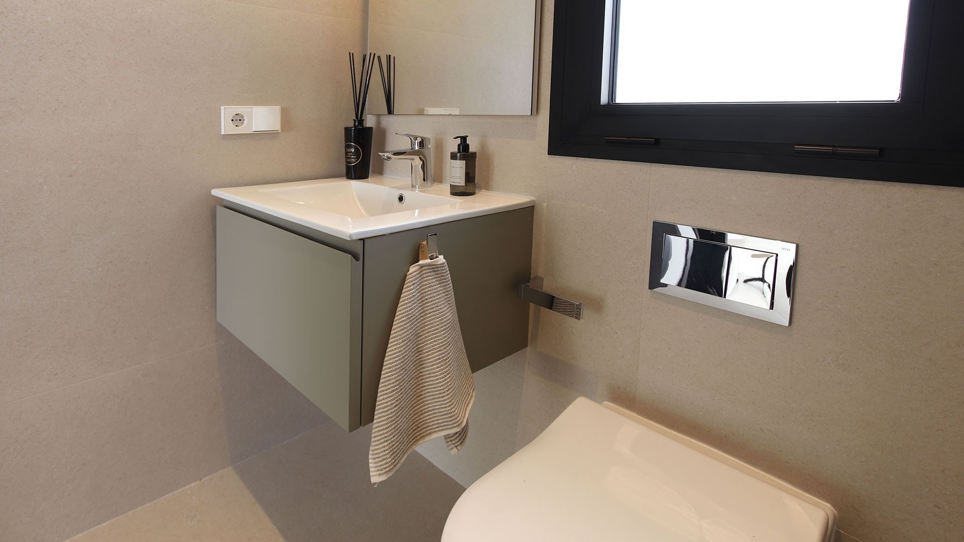 Reventa - Chalets -
Rojales - Ciudad Quesada
