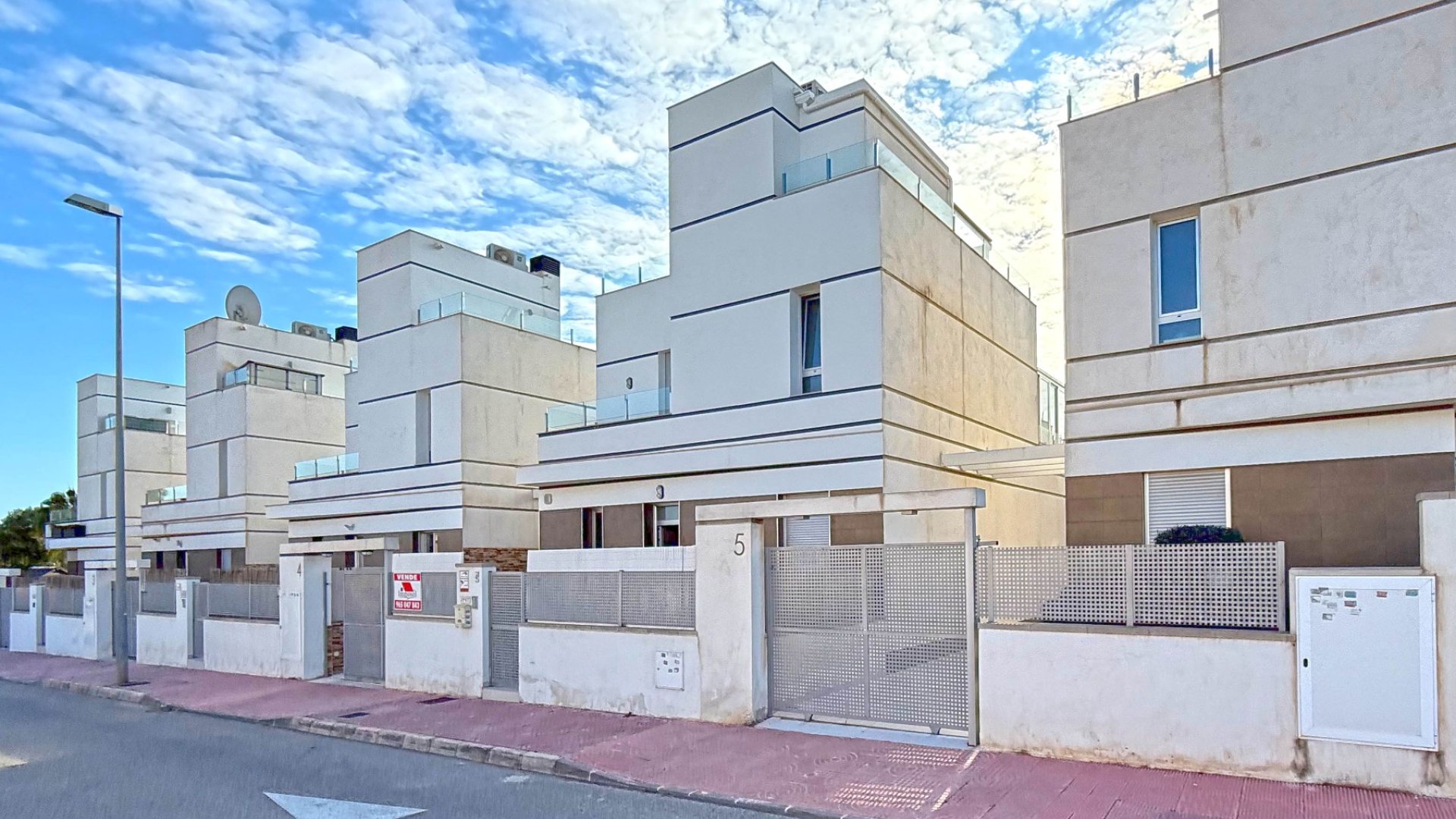 Reventa - Chalets -
Rojales - Ciudad Quesada