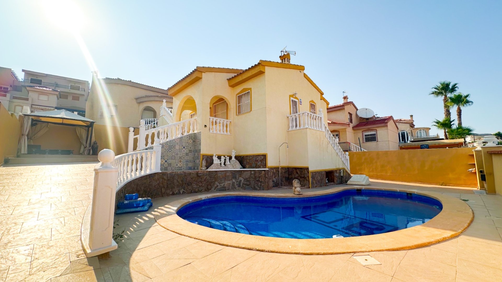 Reventa - Chalets -
Rojales - Ciudad Quesada