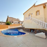 Reventa - Chalets -
Rojales - Ciudad Quesada