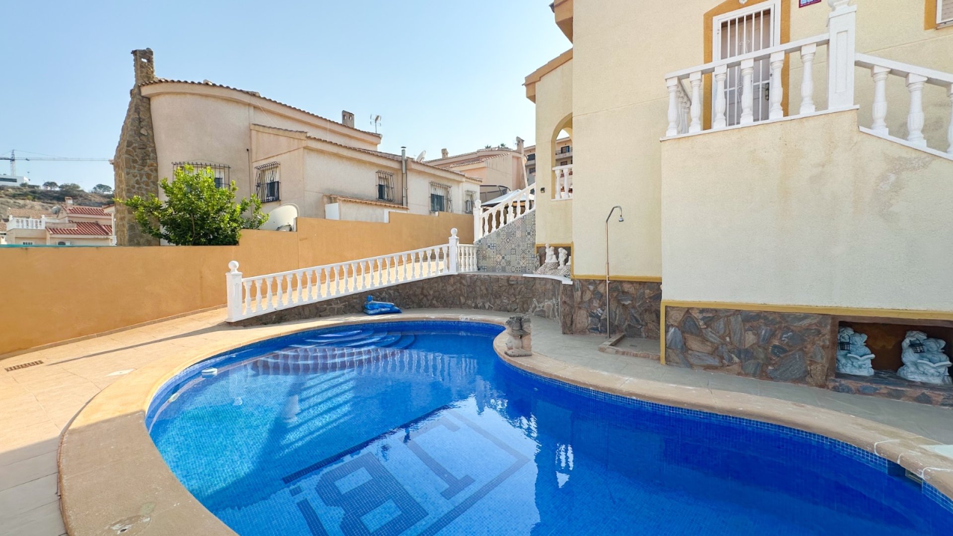 Reventa - Chalets -
Rojales - Ciudad Quesada