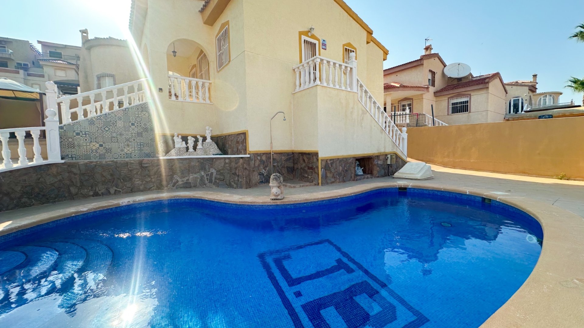 Reventa - Chalets -
Rojales - Ciudad Quesada