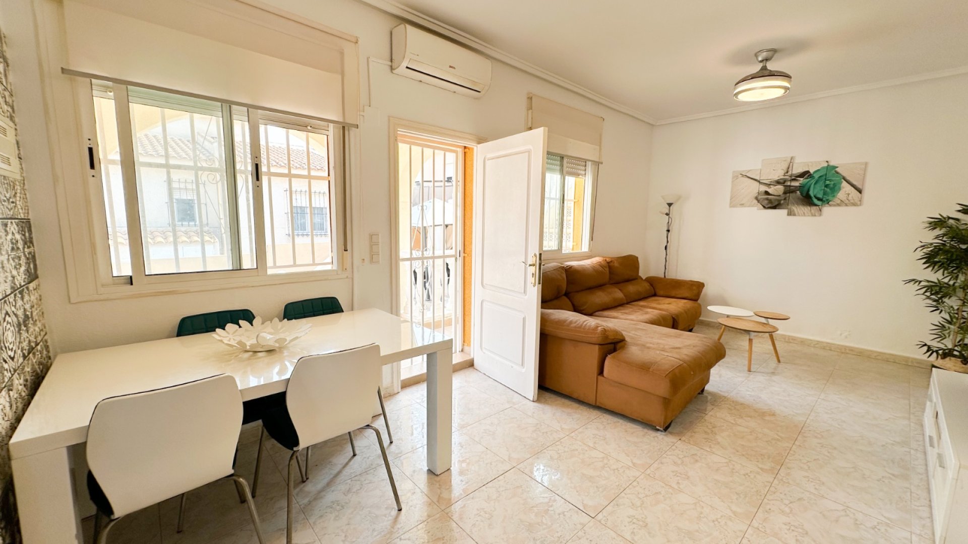 Reventa - Chalets -
Rojales - Ciudad Quesada