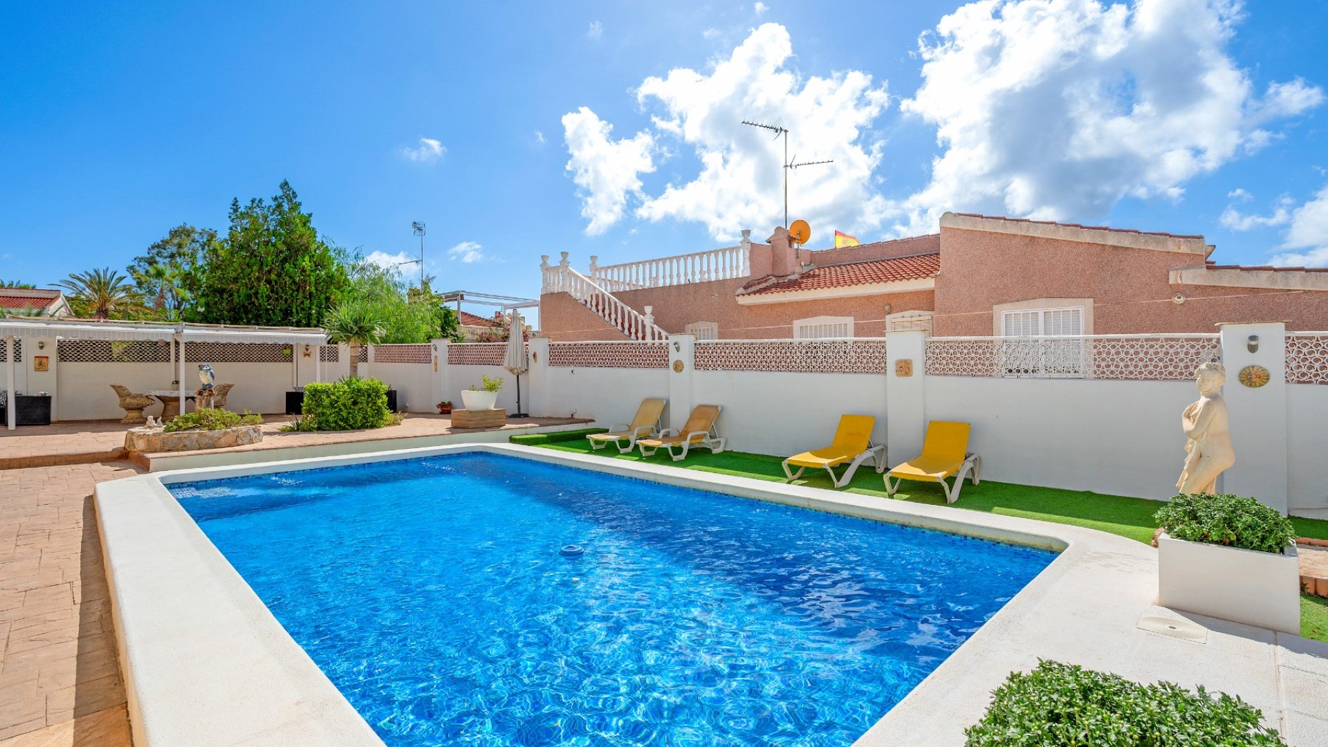 Reventa - Chalets -
Rojales - Costa Blanca