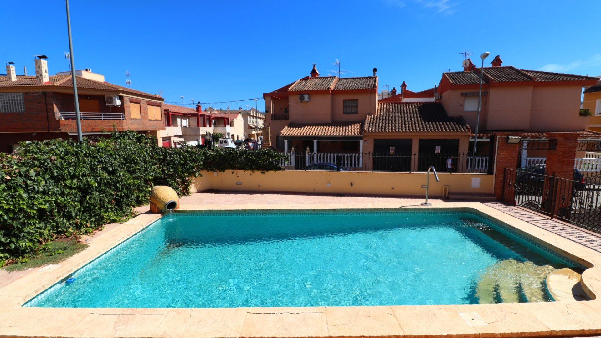 Reventa - Chalets -
Rojales - Los Palacios