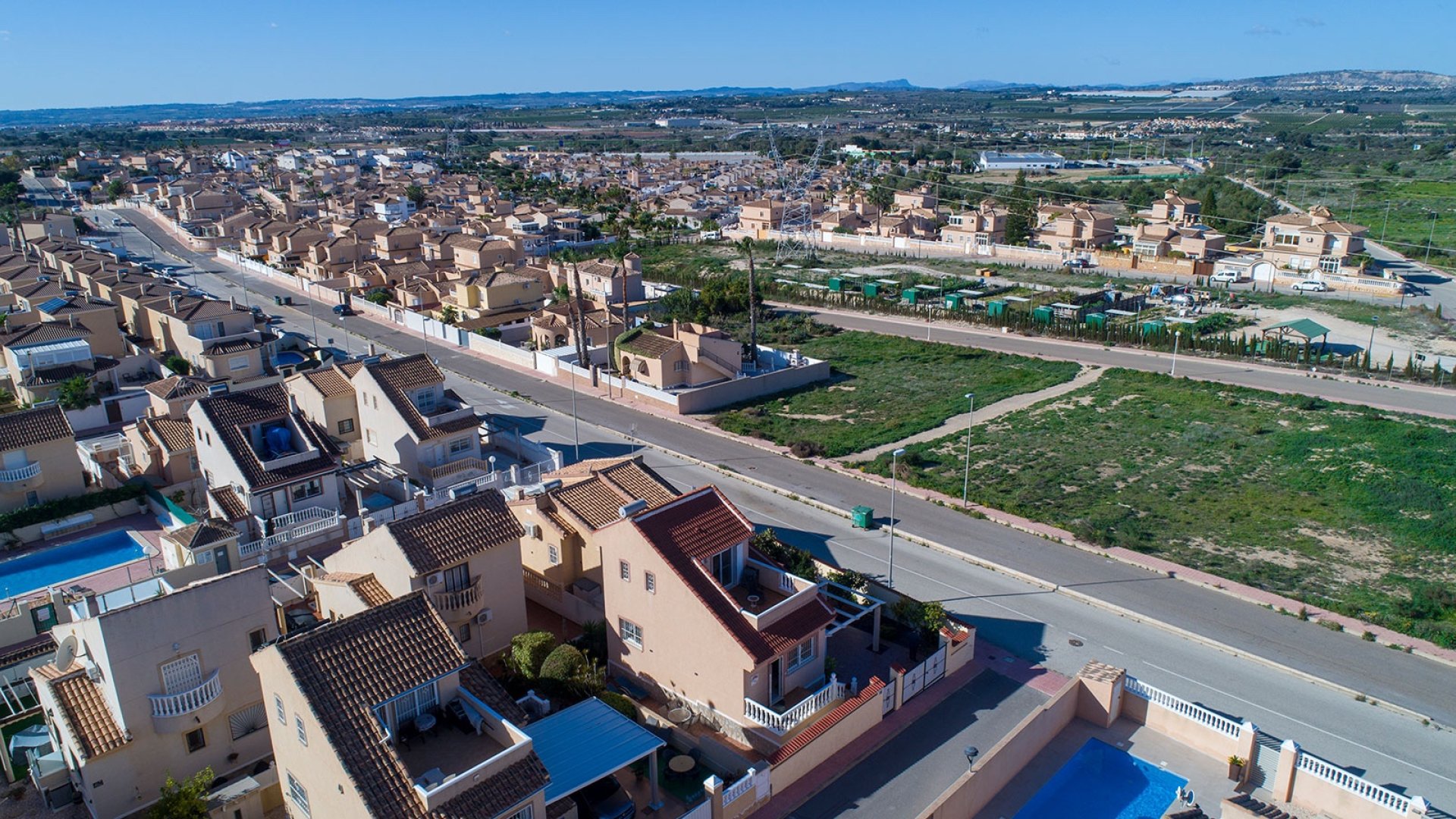 Reventa - Chalets -
Rojales - Pueblo