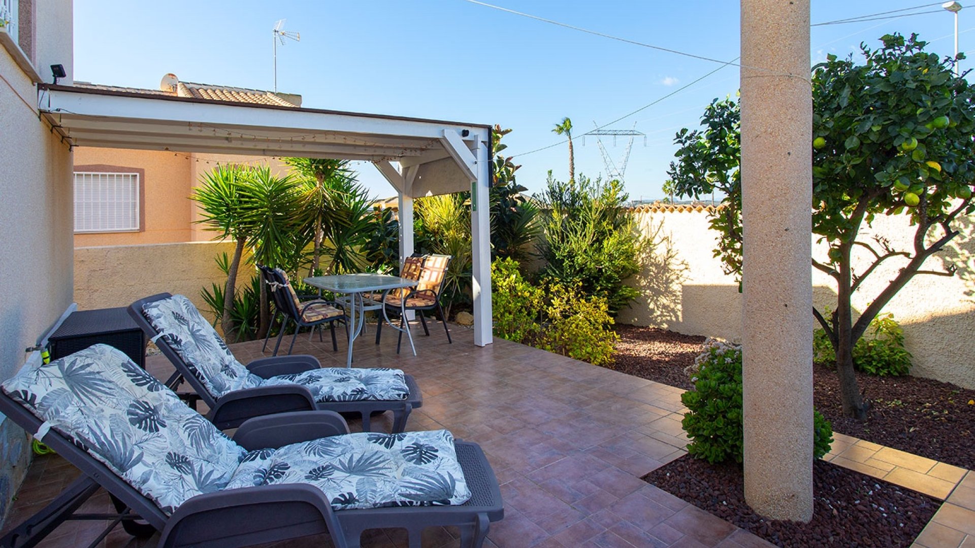 Reventa - Chalets -
Rojales - Pueblo