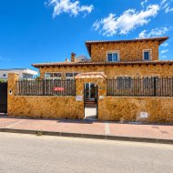 Reventa - Chalets -
San Fulgencio - La Escuera
