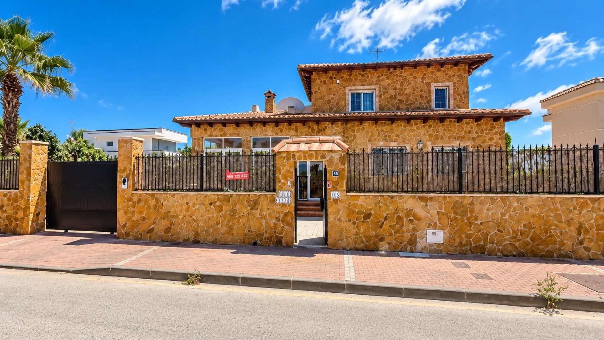 Reventa - Chalets -
San Fulgencio - La Escuera