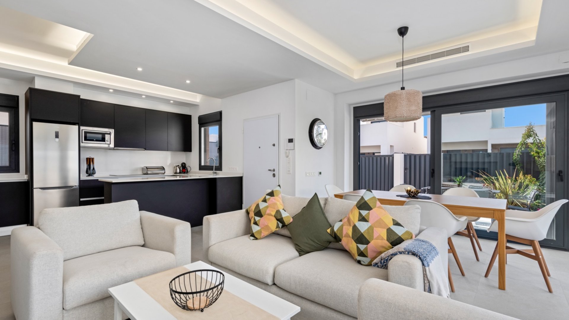 Reventa - Chalets -
San Fulgencio - La Marina