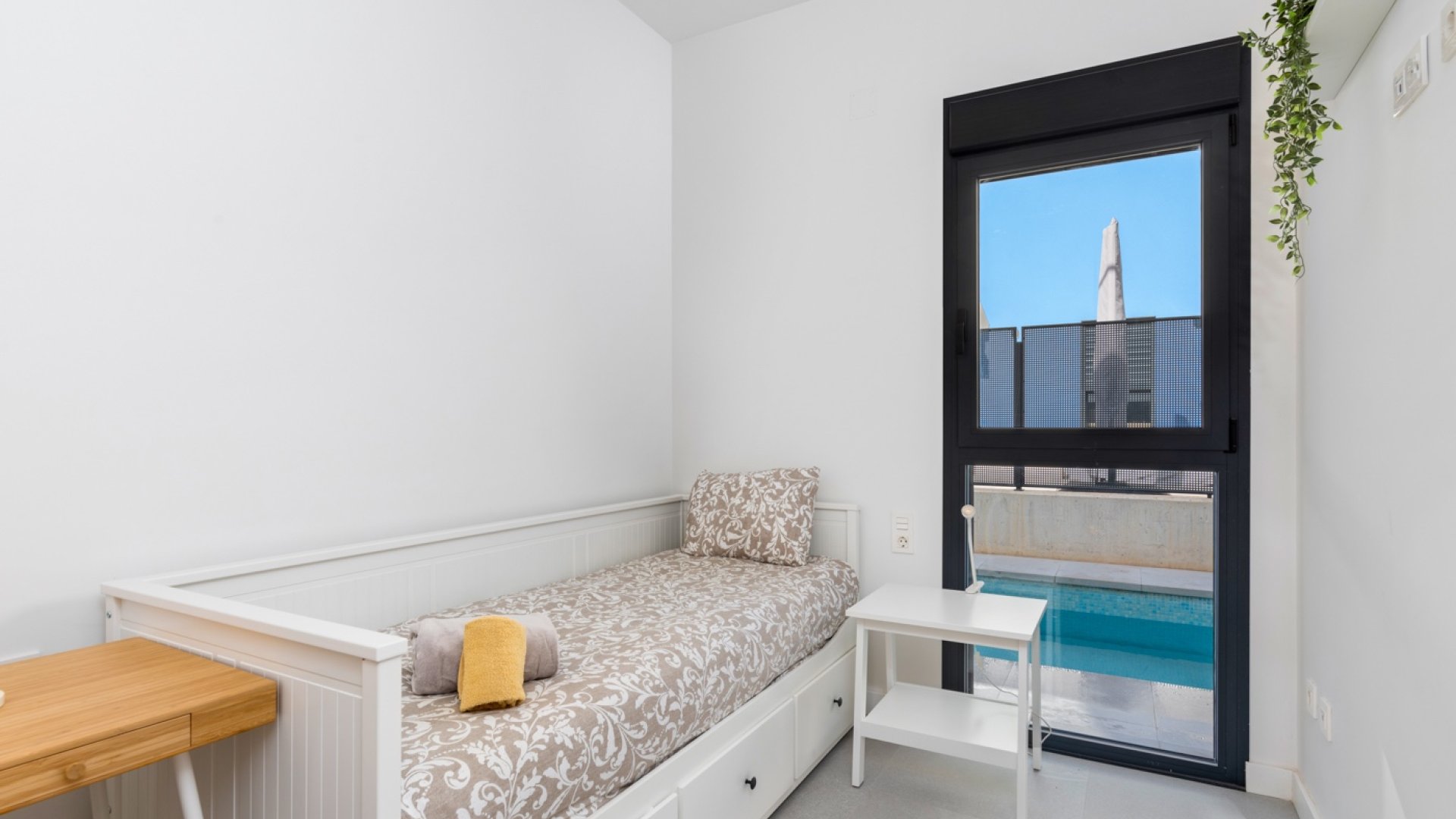 Reventa - Chalets -
San Fulgencio - La Marina