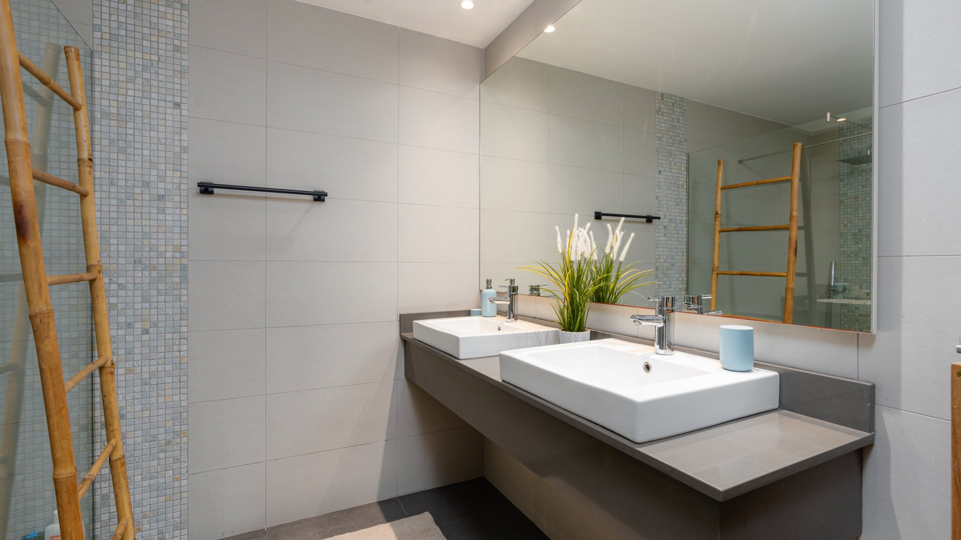 Reventa - Chalets -
San Fulgencio - La Marina