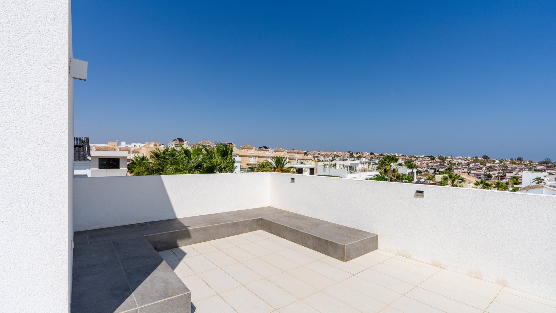 Reventa - Chalets -
San Fulgencio - La Marina