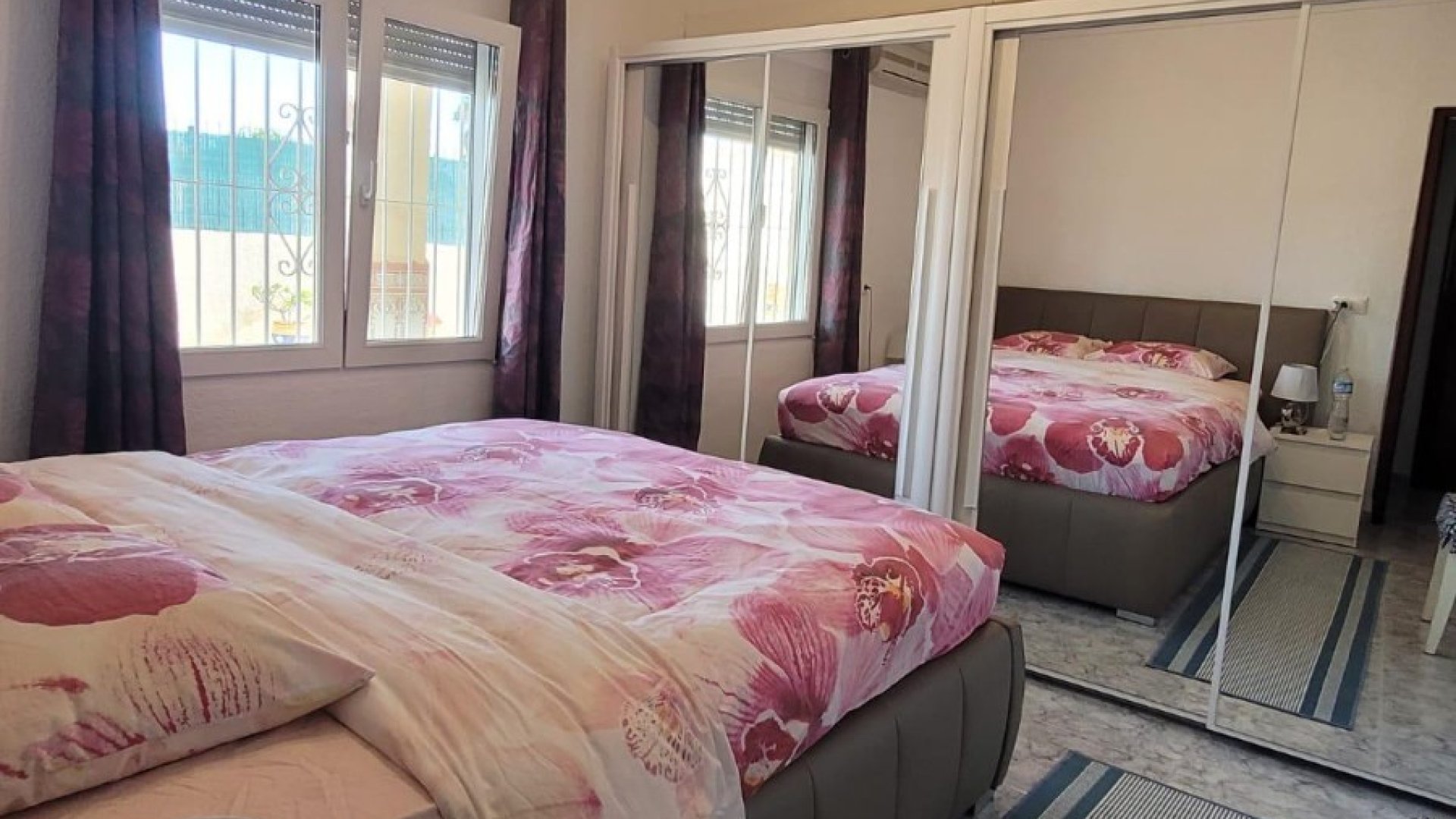 Reventa - Chalets -
San Fulgencio - Urbanización La Marina