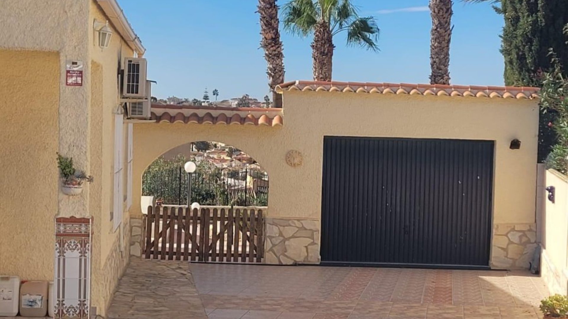 Reventa - Chalets -
San Fulgencio - Urbanización La Marina