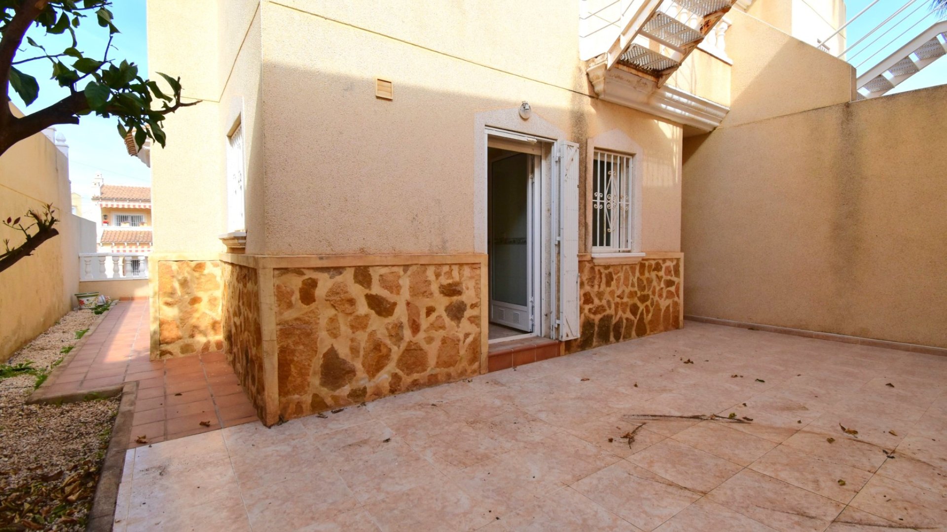 Reventa - Chalets -
San Miguel de Salinas - Blue Lagoon