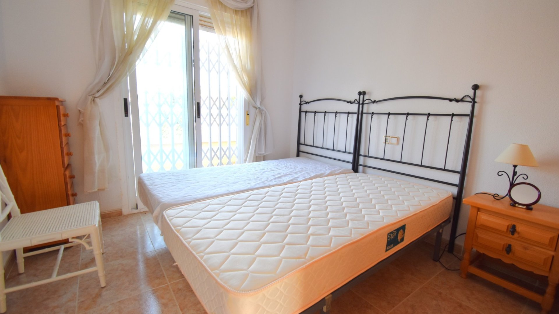 Reventa - Chalets -
San Miguel de Salinas - Blue Lagoon