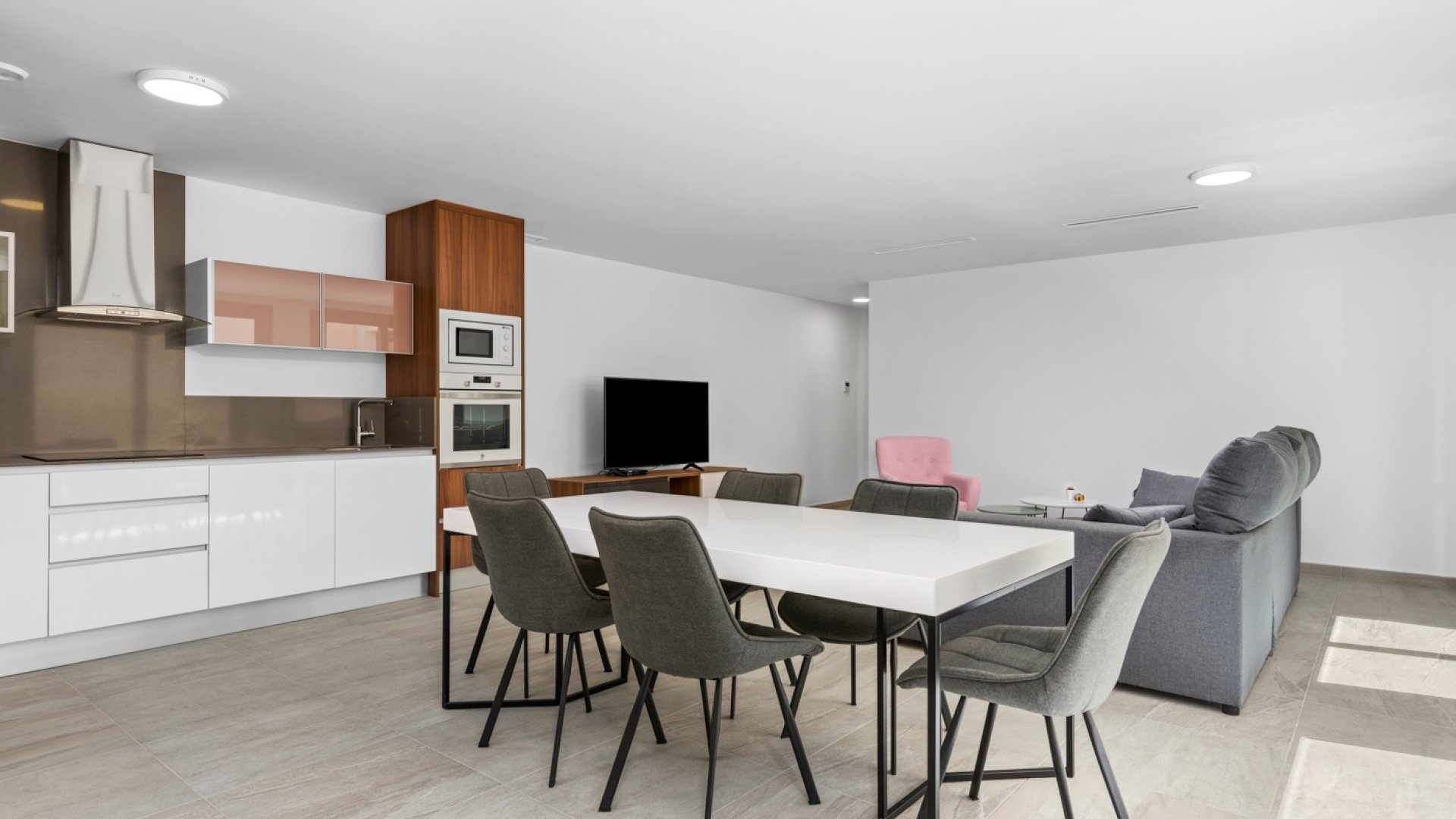 Reventa - Chalets -
San Miguel de Salinas - Costa Blanca South