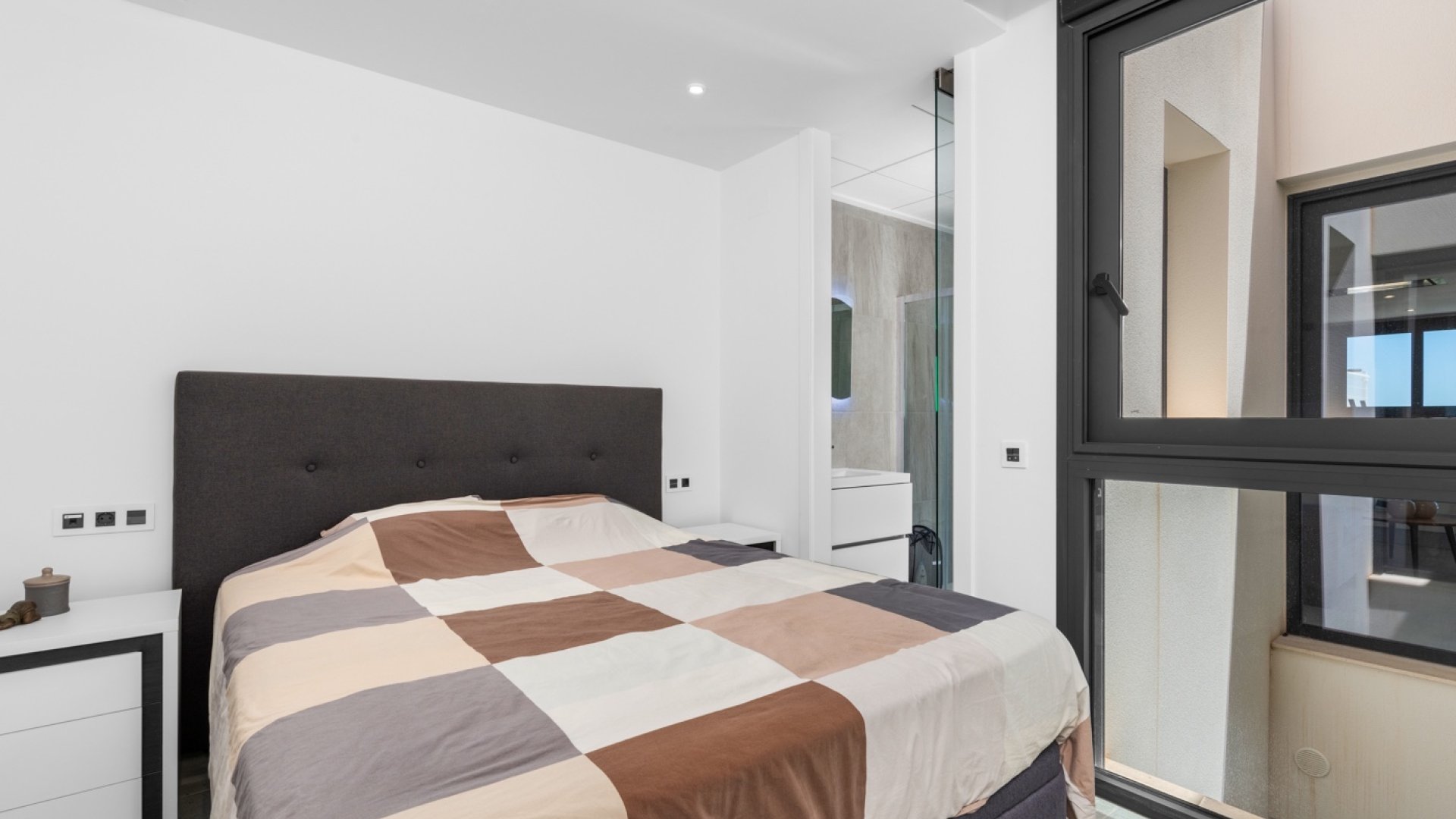 Reventa - Chalets -
San Miguel de Salinas - Costa Blanca