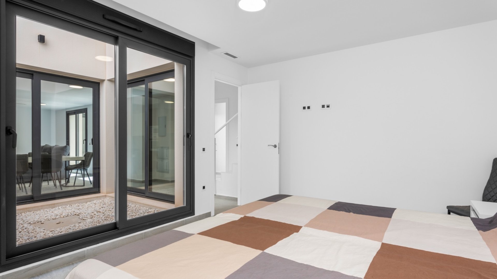 Reventa - Chalets -
San Miguel de Salinas - Costa Blanca