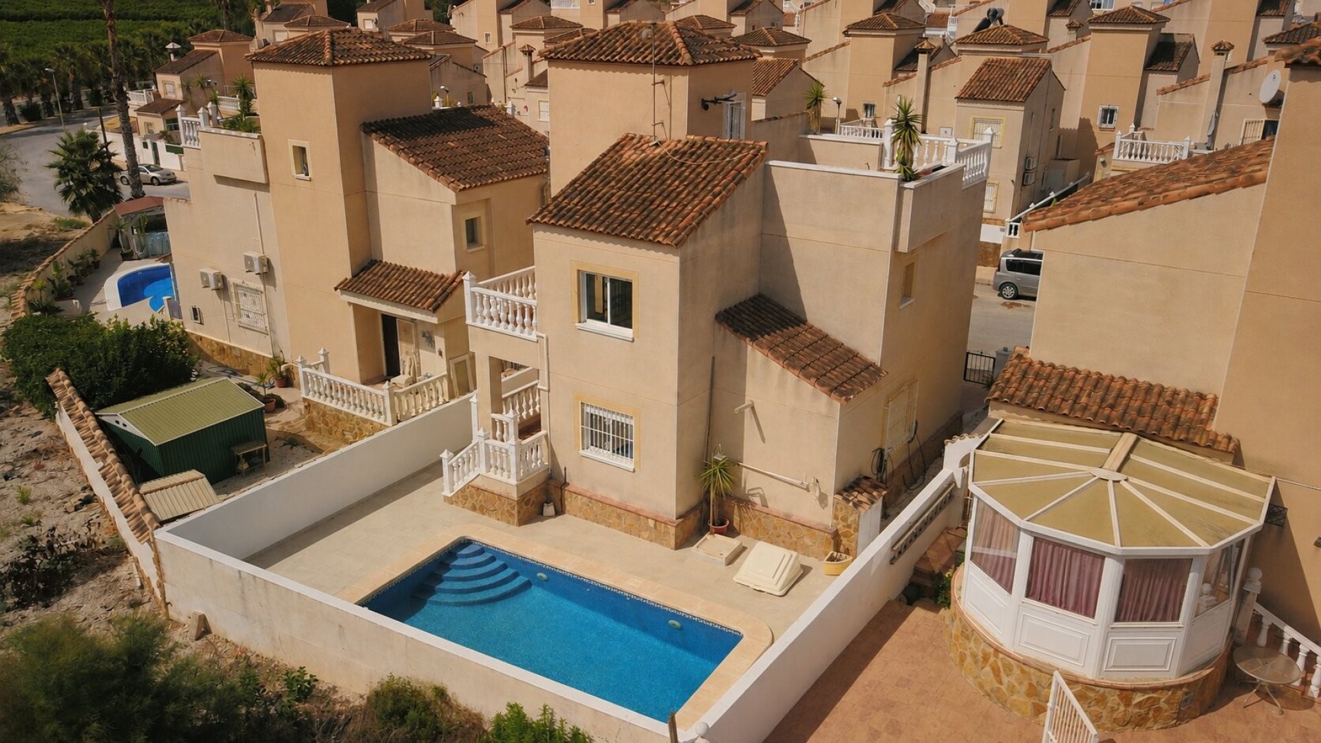 Reventa - Chalets -
San Miguel de Salinas - Lake View Mansions