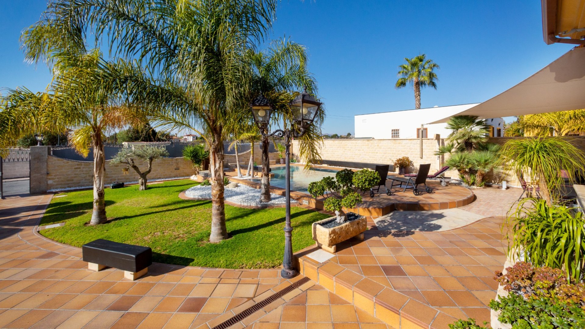 Reventa - Chalets -
San Vicente del Raspeig - Los Girasoles