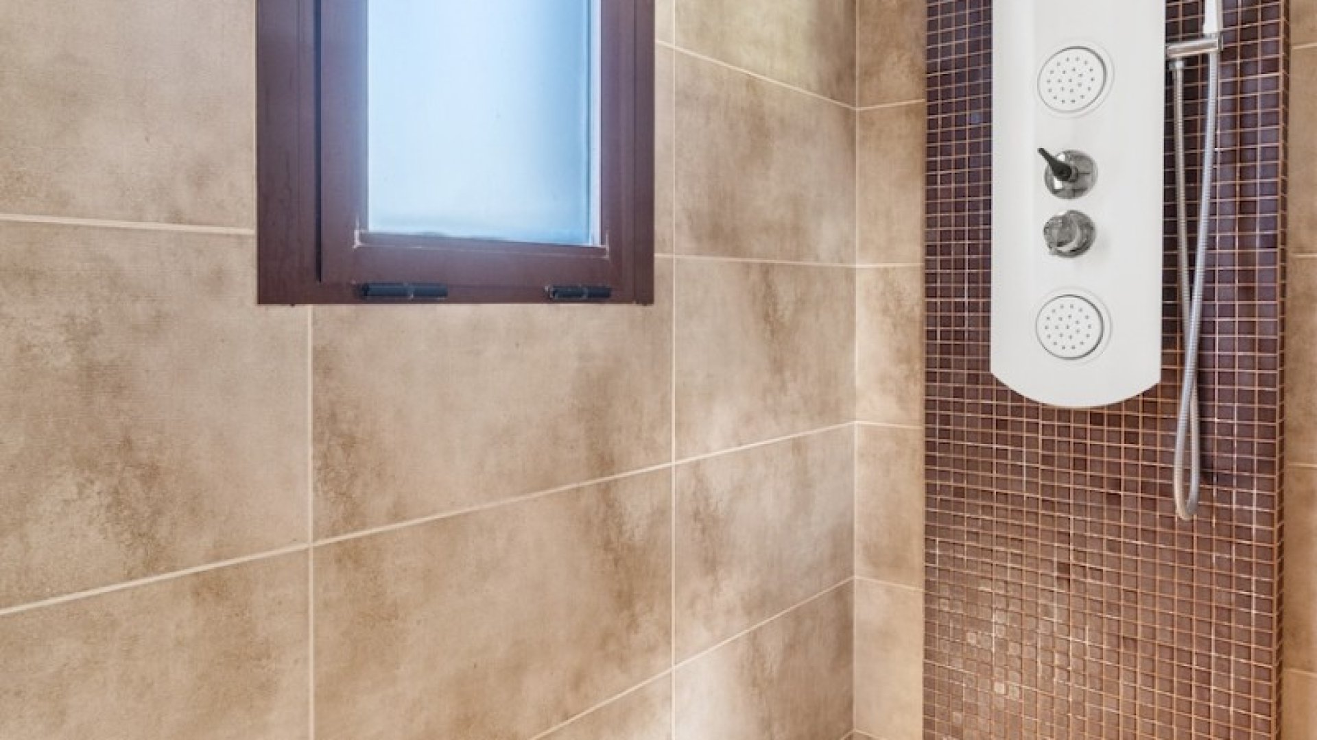 Reventa - Chalets -
Santa Pola - El Poble Llevanti