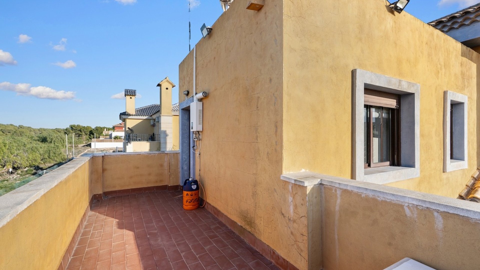 Reventa - Chalets -
Santa Pola - El Poble Llevanti