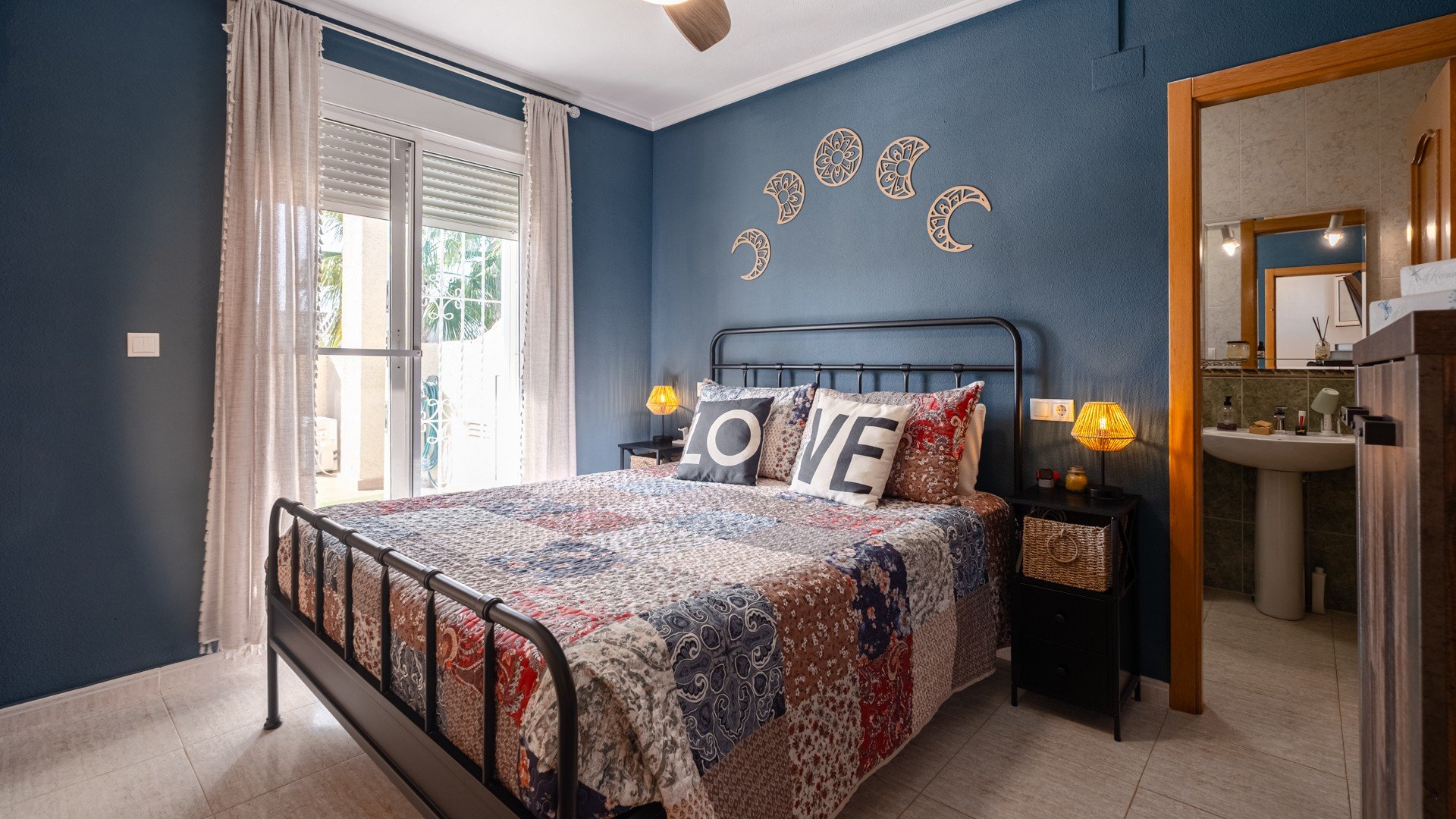 Reventa - Chalets -
Santa Pola - Gran Alacant