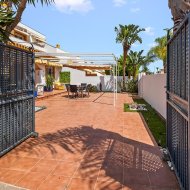 Reventa - Chalets -
Torre de la Horadada - Pueblo Latino