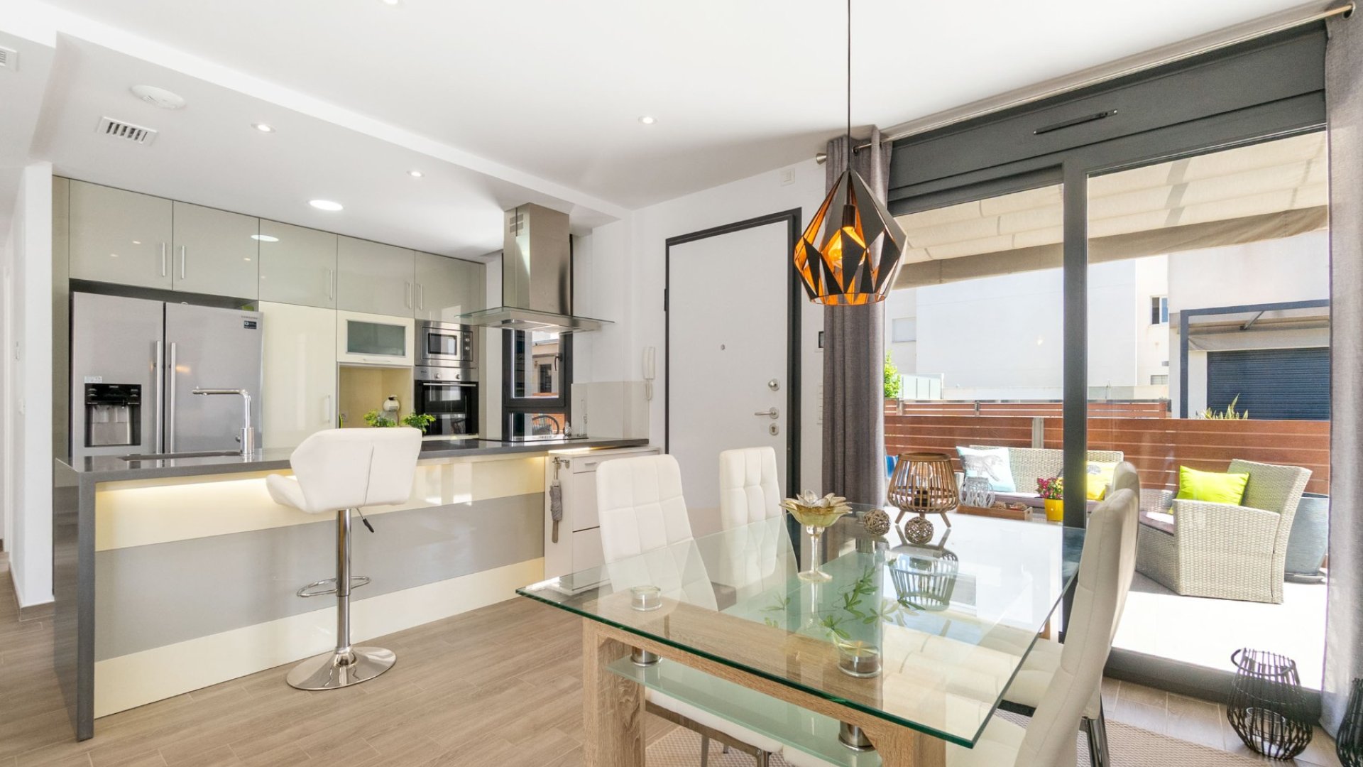 Reventa - Chalets -
Torrevieja - Aguas Nuevas