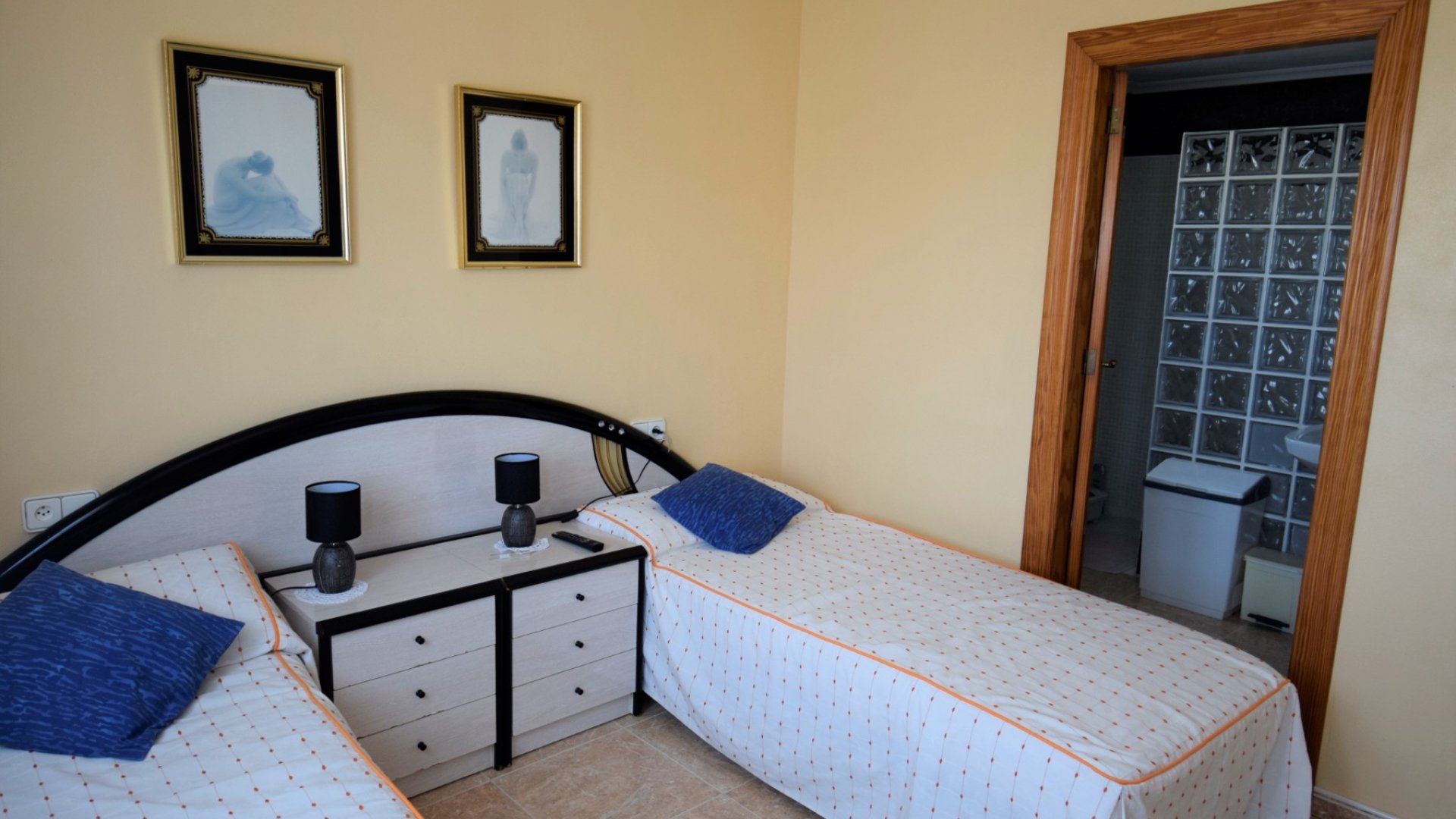 Reventa - Chalets -
Torrevieja - Aguas Nuevas
