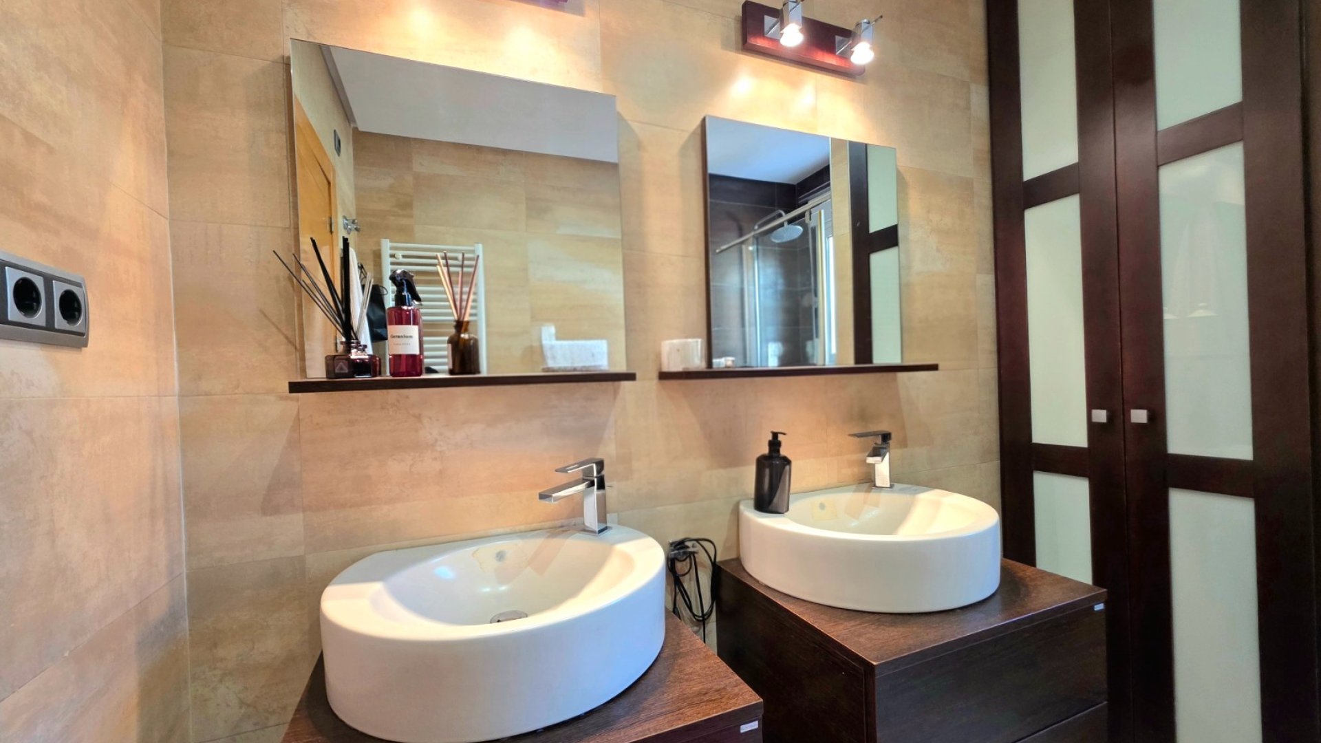 Reventa - Chalets -
Torrevieja - Cabo Cervera