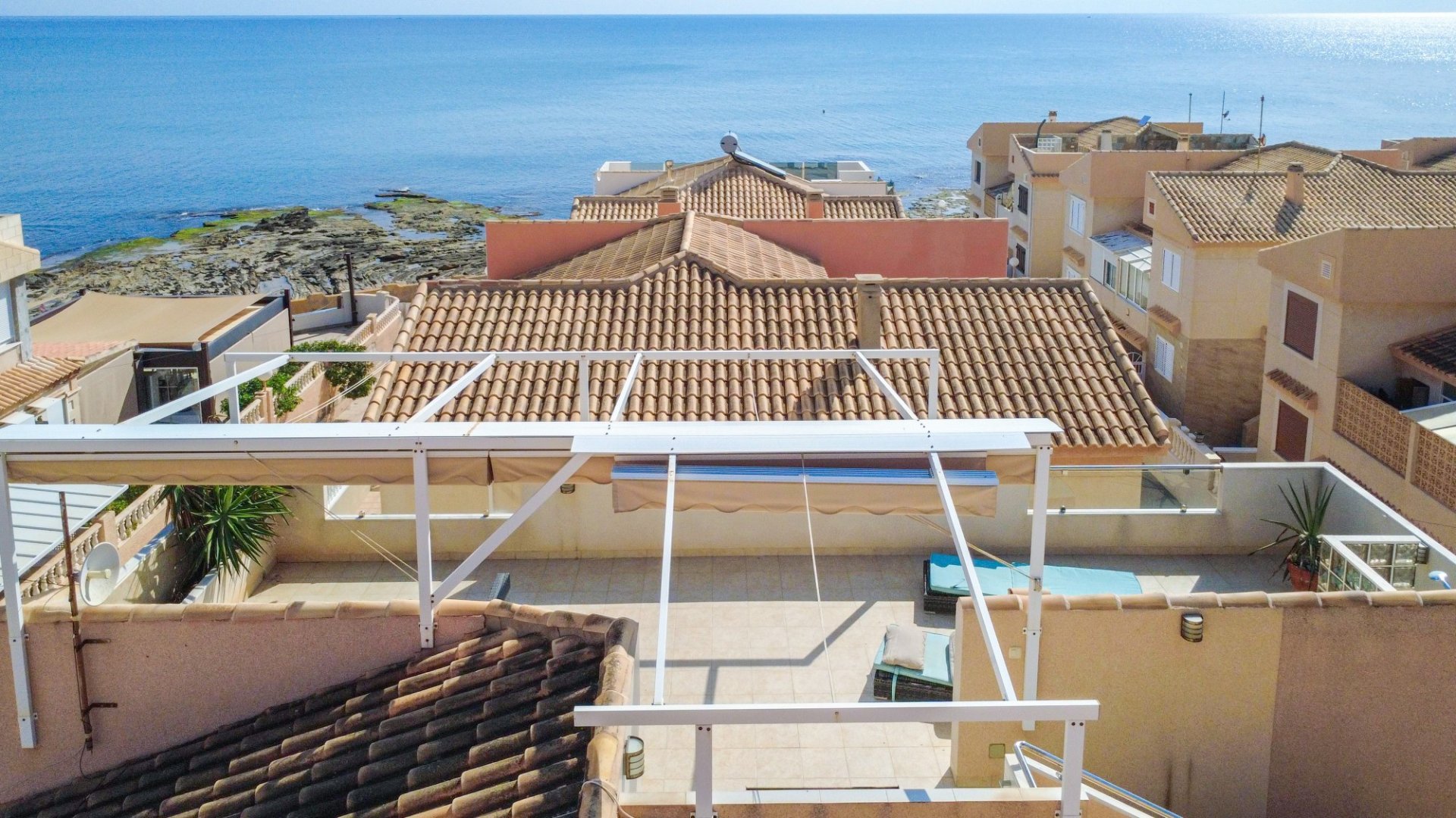 Reventa - Chalets -
Torrevieja - Cabo Cervera