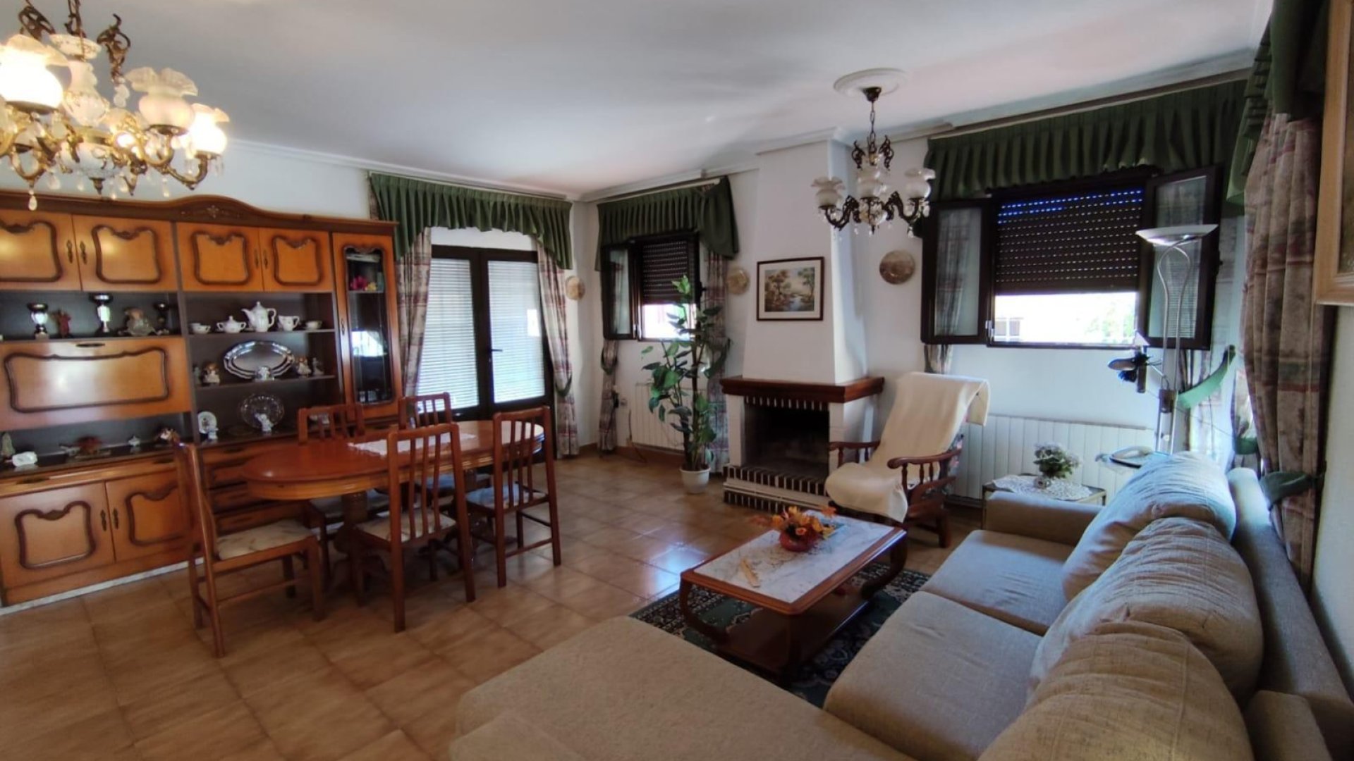 Reventa - Chalets -
Torrevieja - Center