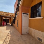 Reventa - Chalets -
Torrevieja - Costa Blanca