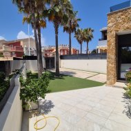 Reventa - Chalets -
Torrevieja - Costa Blanca