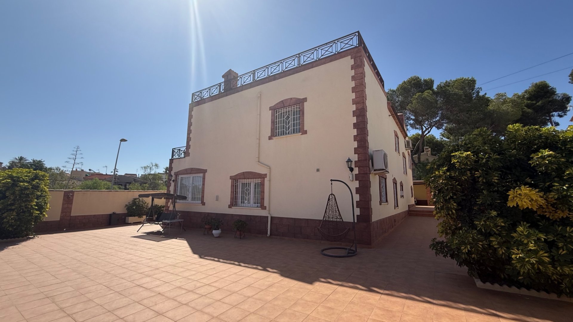 Reventa - Chalets -
Torrevieja - Costa Blanca