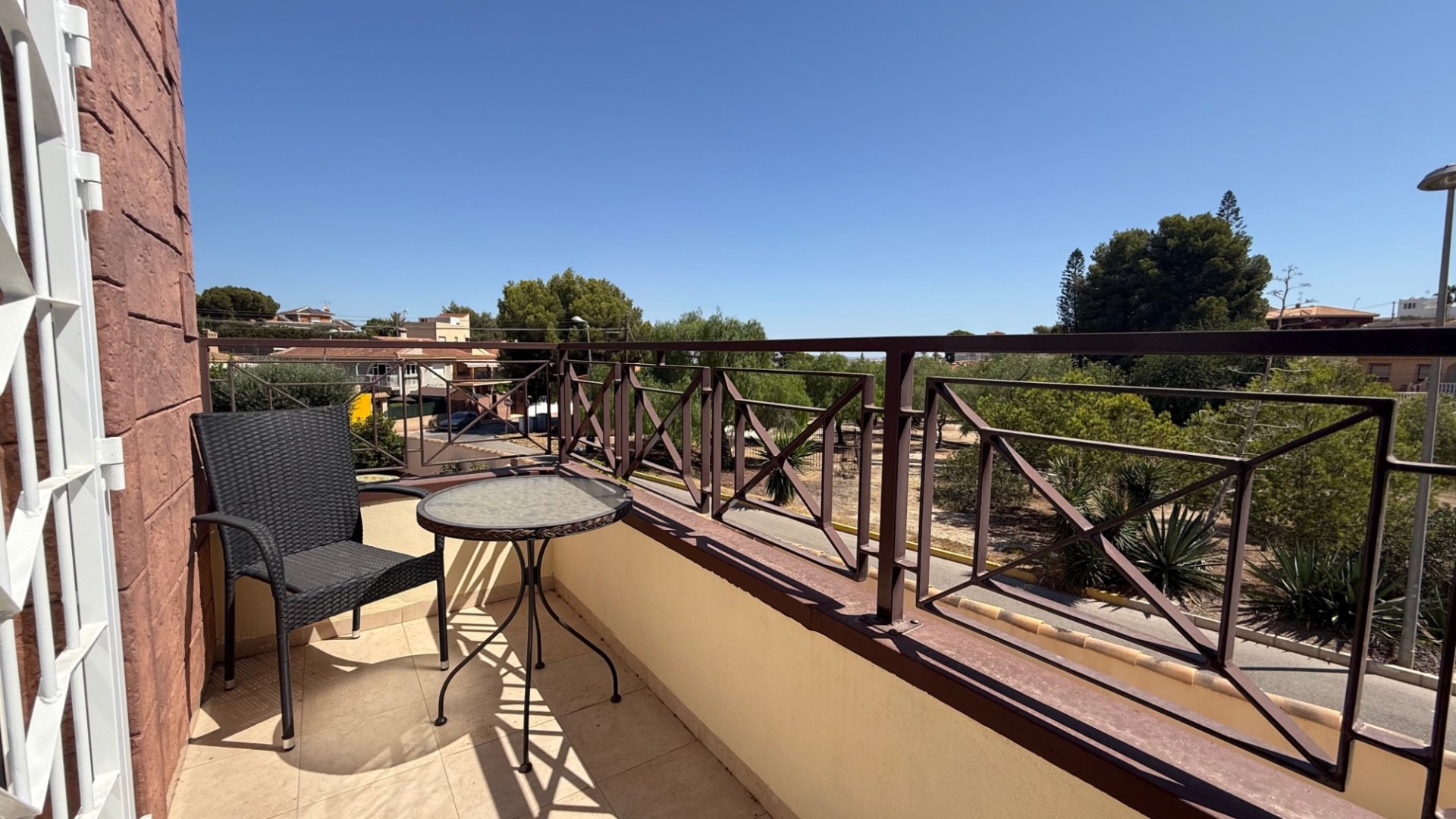 Reventa - Chalets -
Torrevieja - Costa Blanca